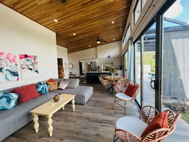 3 Bedroom Home with Pool in Gated Community – 0.29 Acres, photo 9
