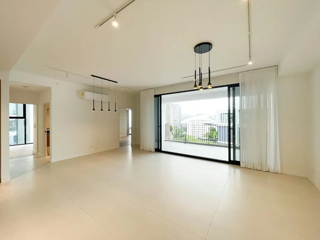 Apartamento nuevo para estrenar en Parkwood en Nunciatura con vista privilegiada distribución de doble frente al Parque del Perú., photo 11
