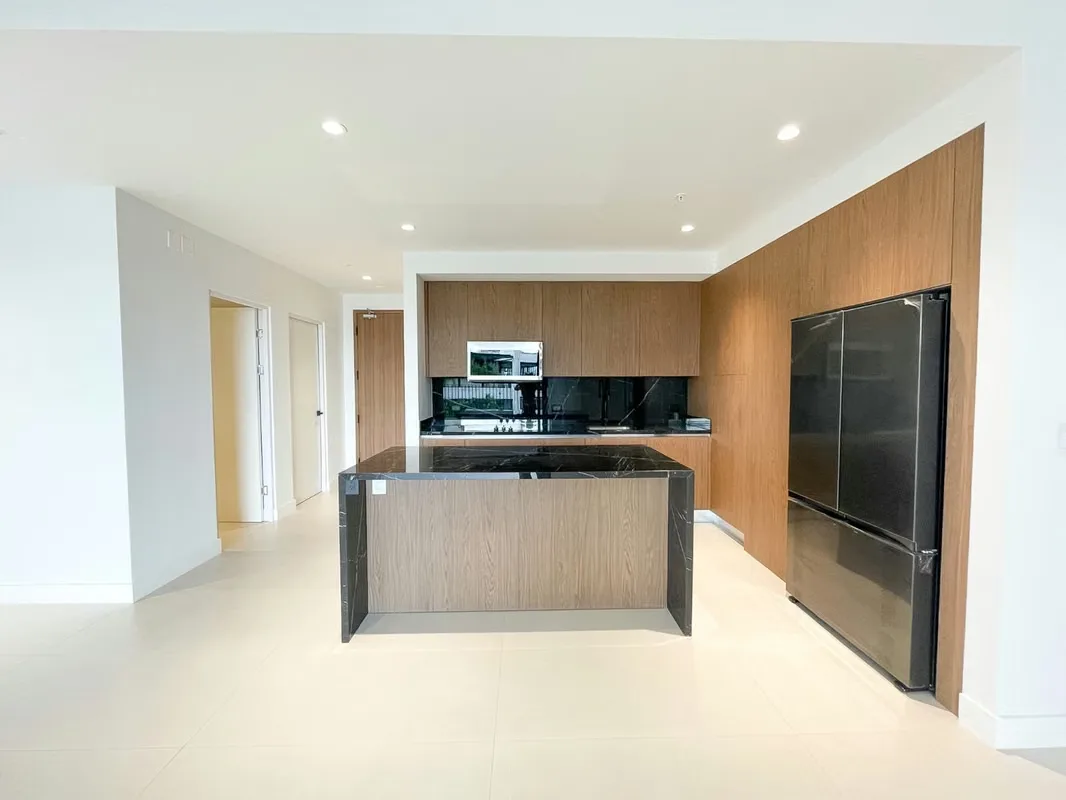 Apartamento nuevo para estrenar en Parkwood en Nunciatura con vista privilegiada distribución de doble frente al Parque del Perú., photo 5
