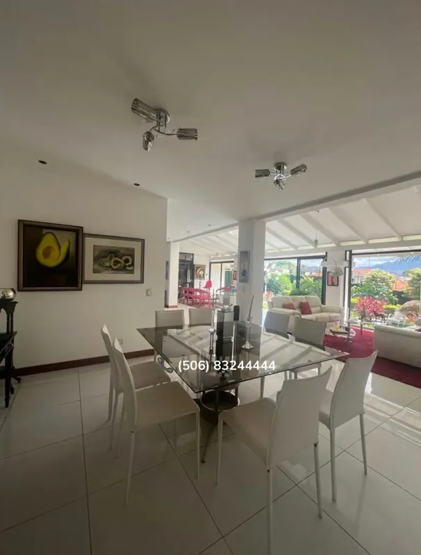 The sale price includes new kitchen and new floor., photo 3