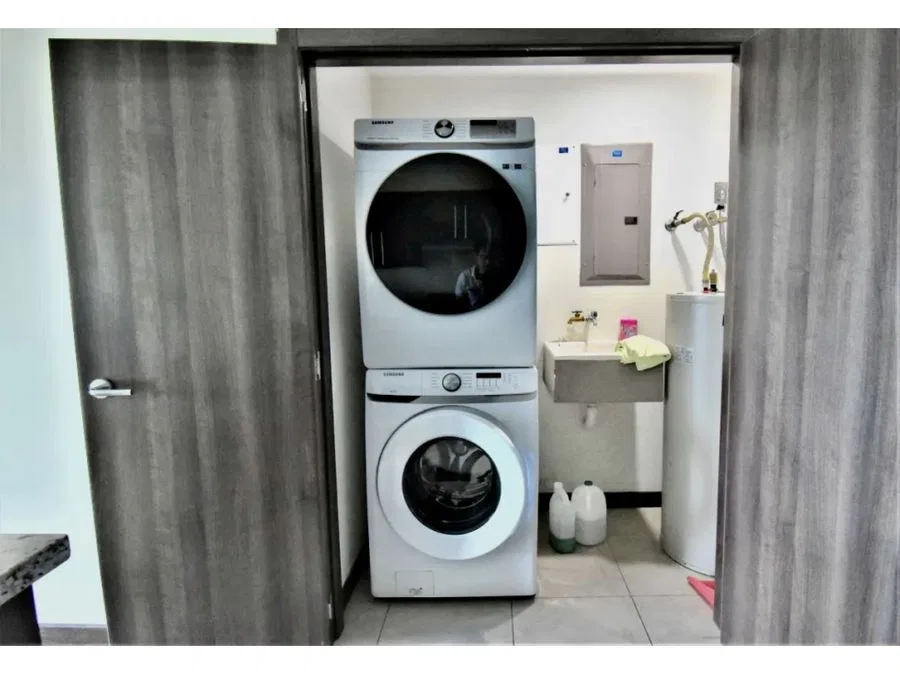 ¿Estás en busca del lugar perfecto para llamar hogar en el corazón de la ciudad? ¡No busques más! Tenemos el ..., photo 8