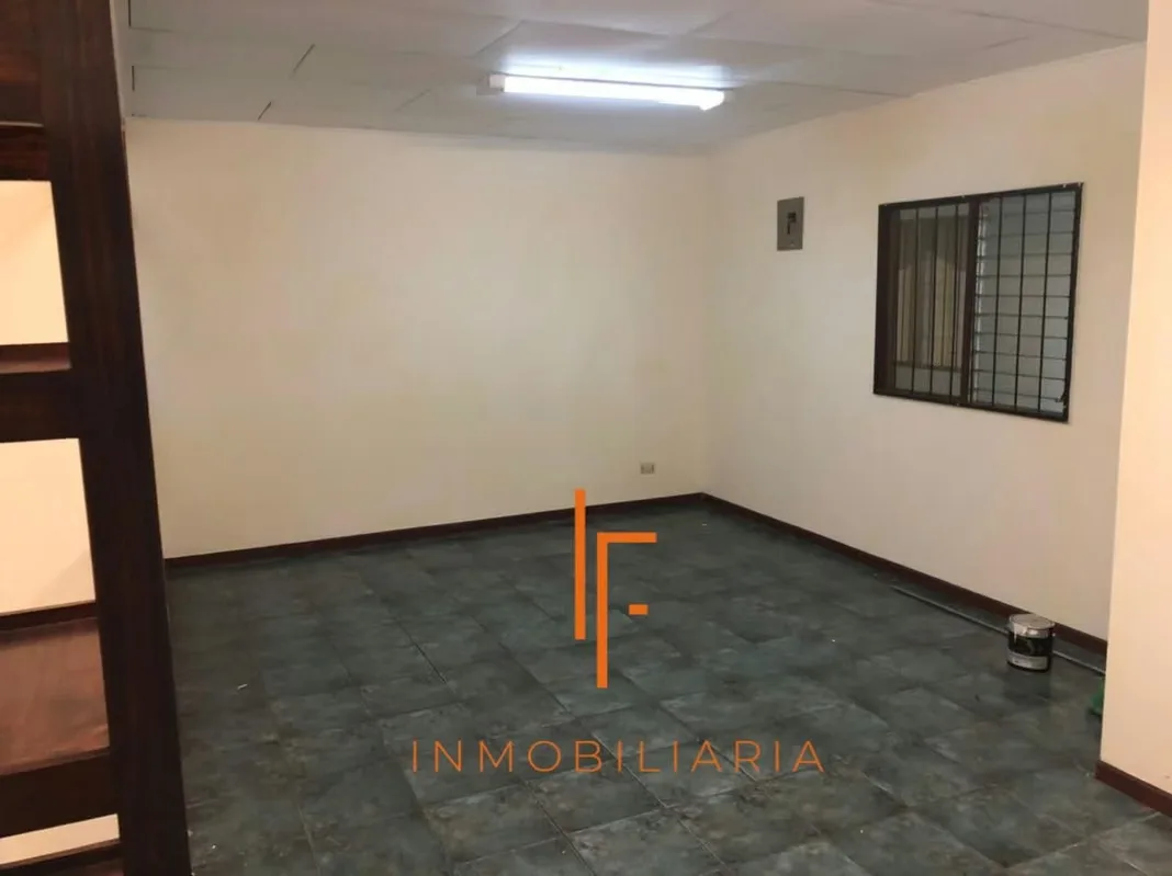 Spacious apartment in the Yoses near everything, Self-market, Universities, Trade
