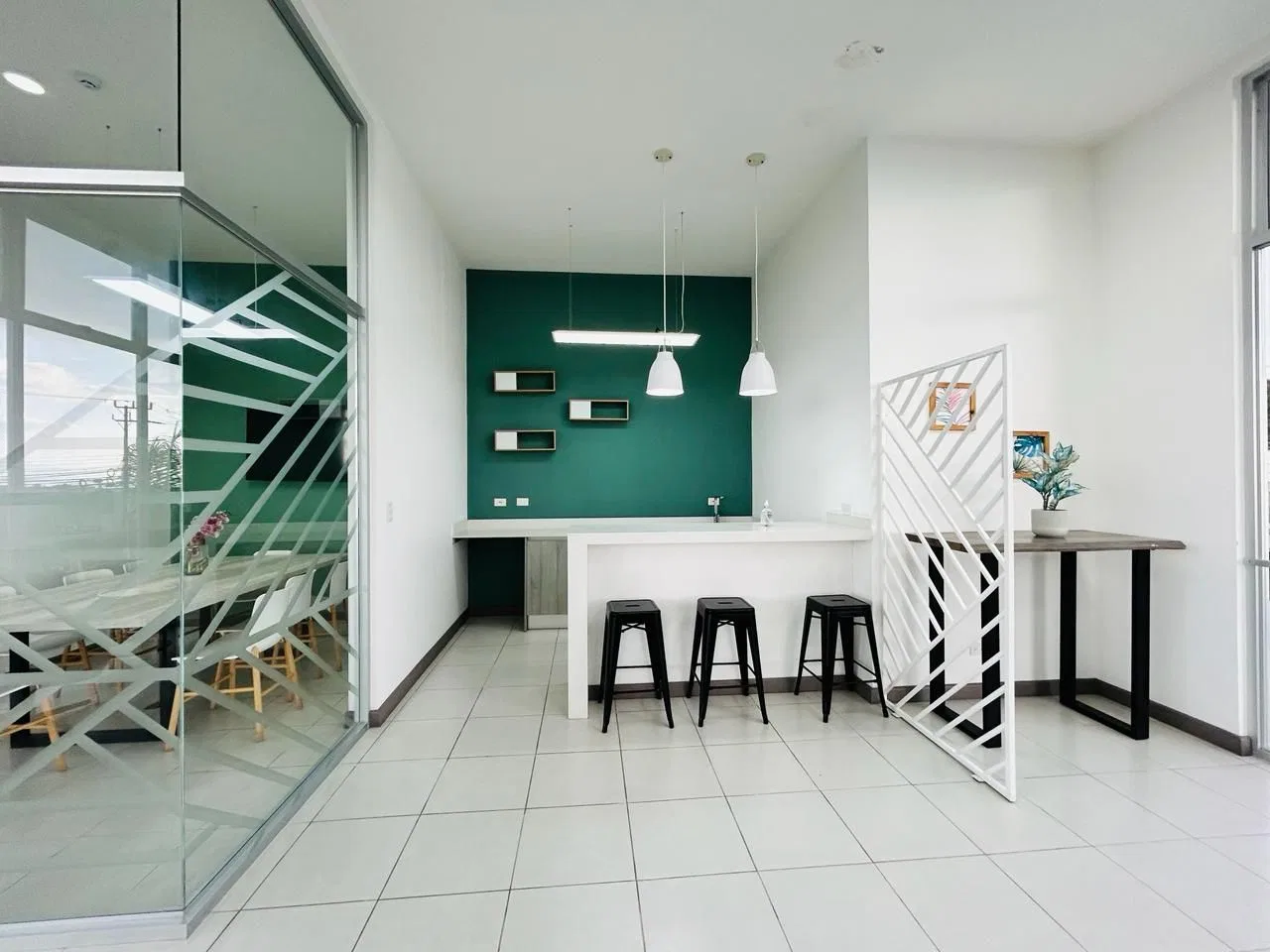 ALQUILER DE CASA EN CONDOMINIO MONTES DE OCA