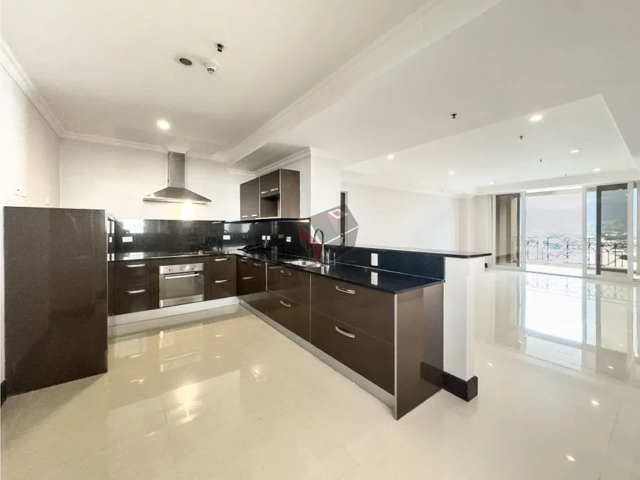 Apartamento de 2 habitaciones en La Sabana