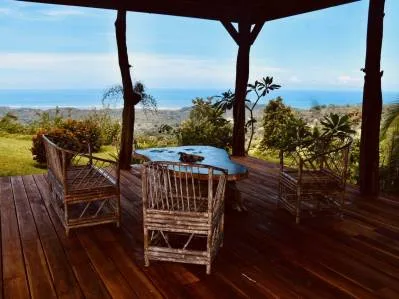Casa fuera de la red, 3 dormitorios y 3 baños con increíble vista al mar en Ojochal Arriba., photo 9