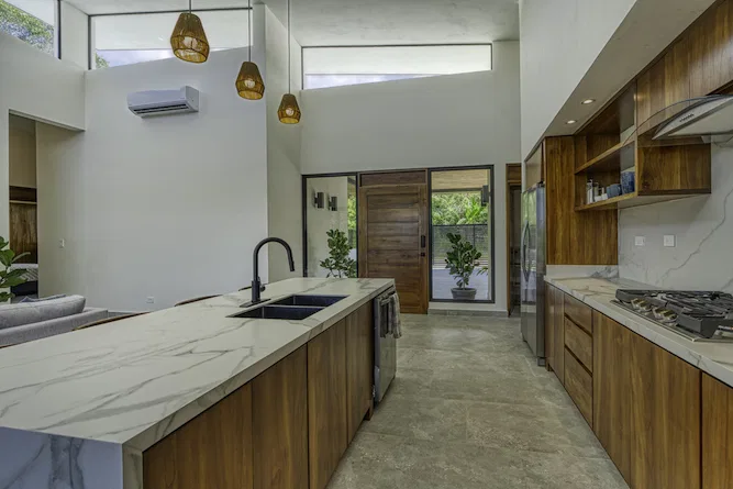 3 BEDROOM LUXURY HOME MINUTES TO UVITA – 0.23 ACRES, photo 20