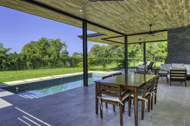 3 BEDROOM LUXURY HOME MINUTES TO UVITA – 0.23 ACRES, photo 10