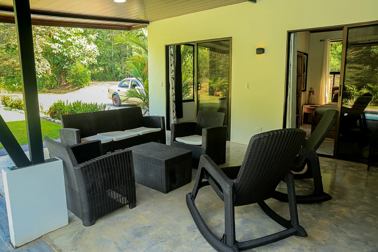MODERN TROPICAL 3-BEDROOM VILLA ON 1.24 ACRES, photo 11