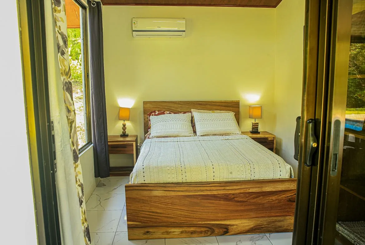 MODERN TROPICAL 3-BEDROOM VILLA ON 1.24 ACRES, photo 18