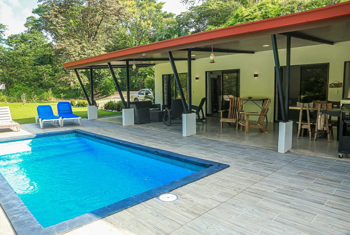 MODERN TROPICAL 3-BEDROOM VILLA ON 1.24 ACRES, photo 6