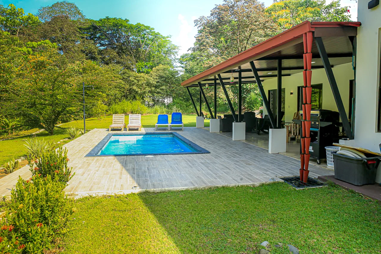 MODERN TROPICAL 3-BEDROOM VILLA ON 1.24 ACRES, photo 7