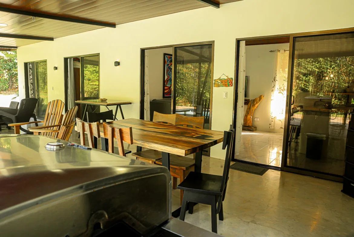 MODERN TROPICAL 3-BEDROOM VILLA ON 1.24 ACRES, photo 10