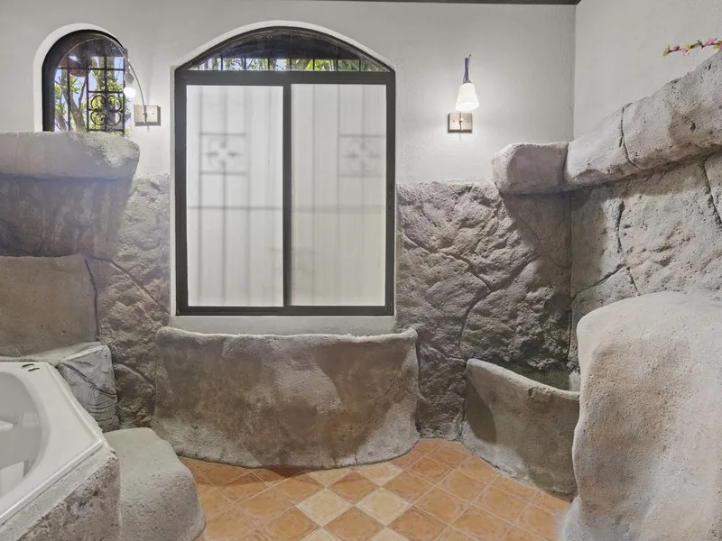 4 Bed Single Family Homes For Sale in Lake Arenal, photo 8