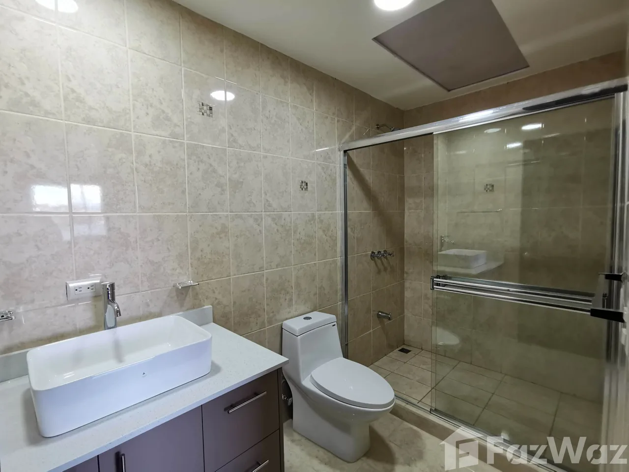 4 Bedroom House for Sale at Condominio Zona Rosa for $199,000, photo 15