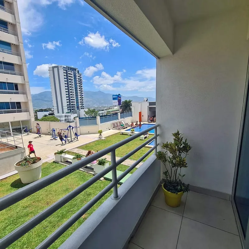 Condominium Torres Los Yoses, San Pedro, San Jose (Costa Rica) - Lovely 47-m2 (500-ft2) apartment for sale with living area open to the kitchen, 1 bedroom with walk-in closet, 1 bath, ..., photo 8