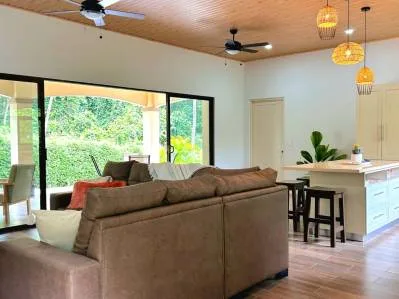 Casa a estrenar con vista a la selva tropical protegida, casa tropical de un solo nivel, photo 10