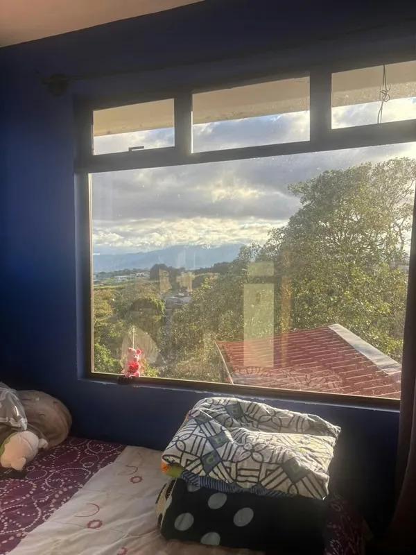 3 story home in San Isidro de Heredia (Santa Cruz) 186 sq. mts.