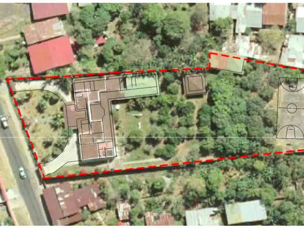 Invierta en una propiedad con ubicación privilegiada, gran potencial de desarrollo y múltiples posibilidades de uso. Situada a pocos minutos de la entrada a San Joaquín de Heredia, ...