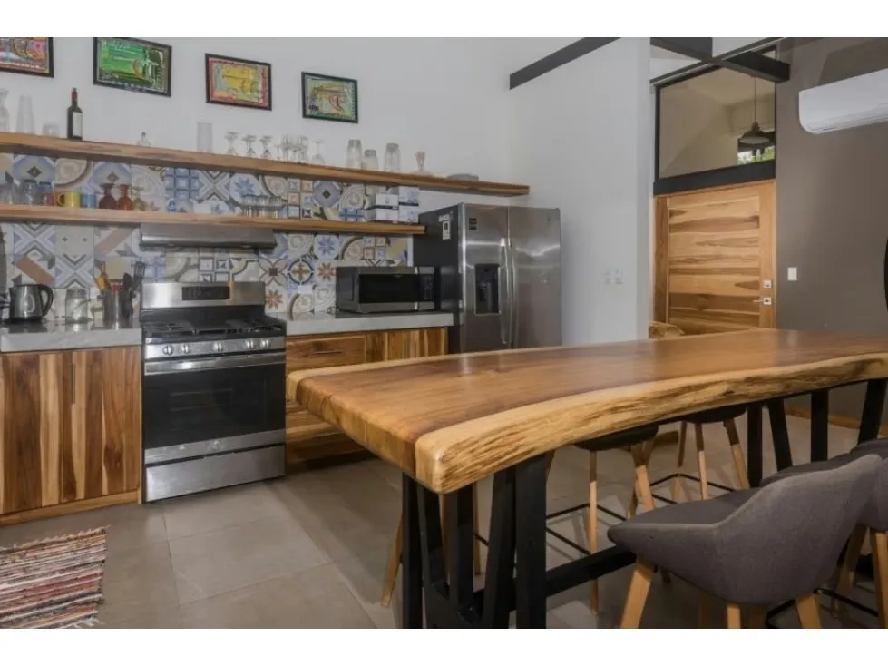 Discover the perfect balance between modern design, tropical comfort, and prime location in this stunning 3-bedroom, 3.5-bathroom home located in the exclusive Tamarindo Park community, ..., photo 6