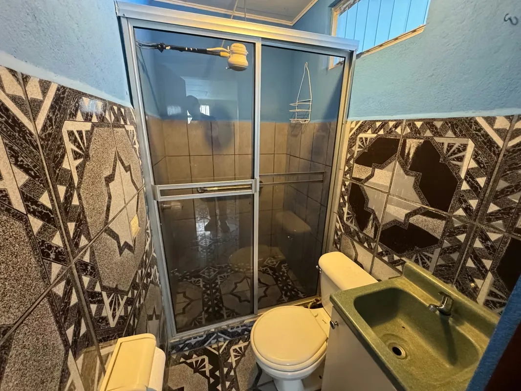 Venta de propiedad con dos casas en Aserrí. La primer casas cuenta con 2 habitaciones, sala-comedor y cocina integrados, 1 baño, cochera para 1 carro, cuarto de pilas. La casa de al ..., photo 13