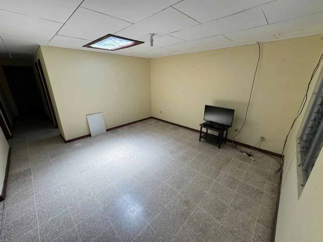 Venta de propiedad con dos casas en Aserrí. La primer casas cuenta con 2 habitaciones, sala-comedor y cocina integrados, 1 baño, cochera para 1 carro, cuarto de pilas. La casa de al ..., photo 10