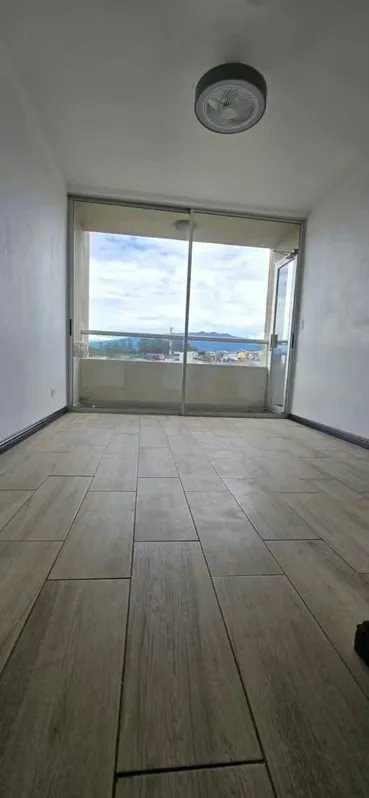 Beautiful 2 bedroom apartment, dining room kitchen, 2 full bathrooms, car parking, 24-hour security, battery room, the building has multiple amenities from tennis courts, basket, ...