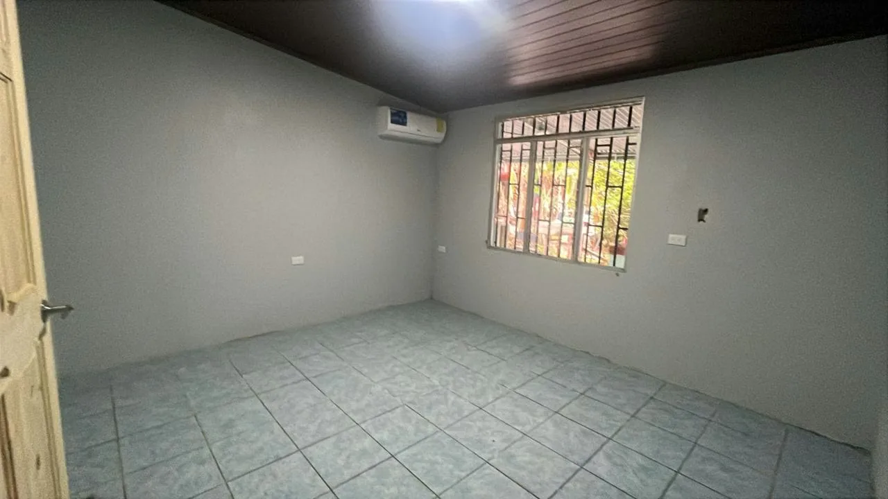 Propiedad en Venta en Barrio Aeropuerto, Pérez Zeledón | Casa + Apartamento Precio: 135.000.000, photo 13