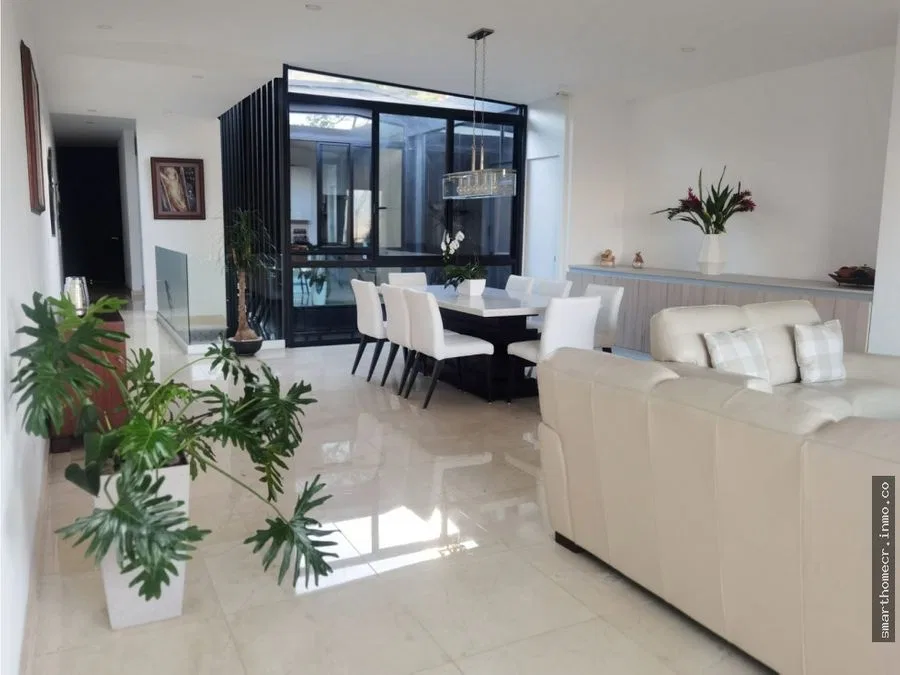 SE VENDE / SE ALQUILA CASA EN CONDOMINIO ESCAZÚ