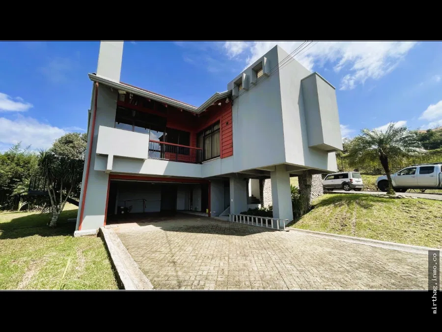Chalet Style House for Sale in Volio, San Ramón, photo 3