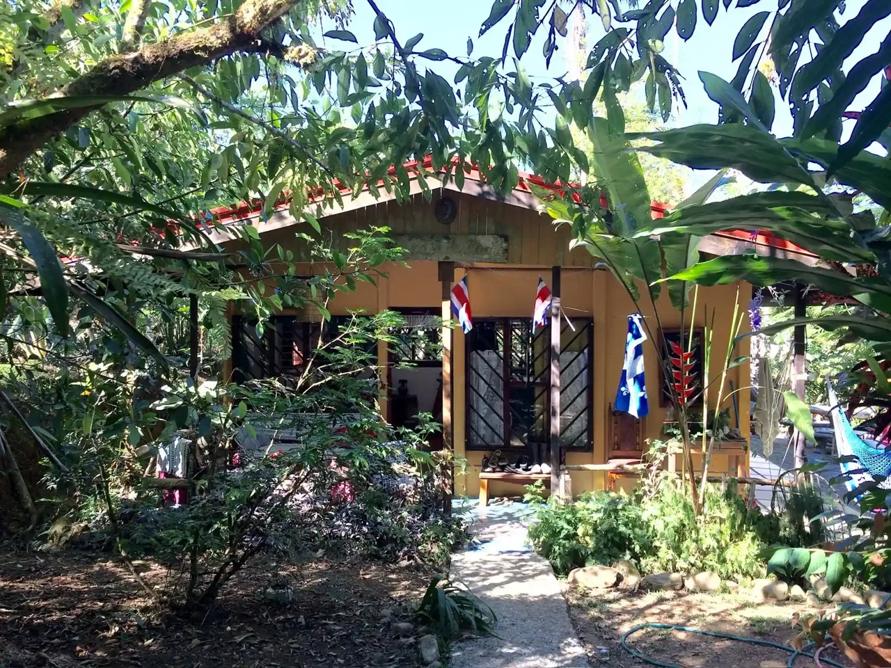 2 Bedroom Mountain Cabin Near Tinamaste Costa Rica