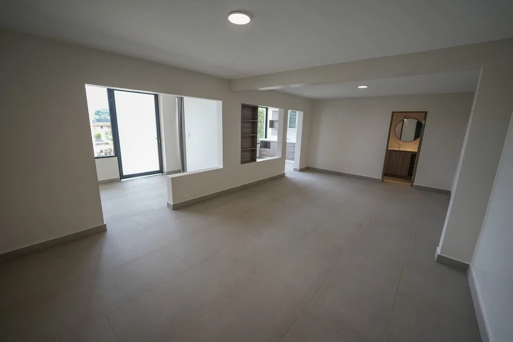Espacioso Apartamento Tipo Studio en Bello Horizonte de Escazú