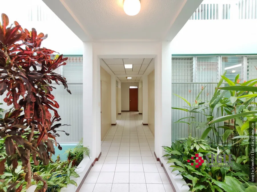 Edificio de oficinas en venta o alquiler, Heredia, San Jorge.