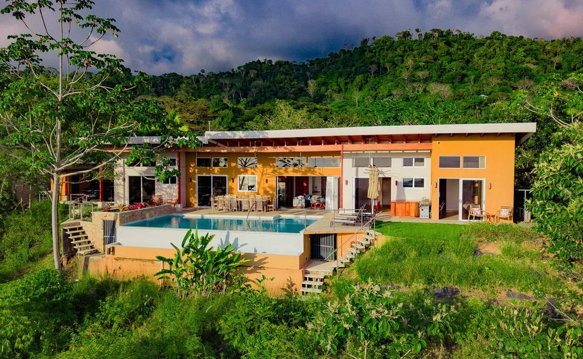 MOUNTAIN PROPERTY WITH FOUR BEDROOMS AND PANORAMIC OCEAN VIEWS, IN BALLENA – 2 ACRES, photo 2
