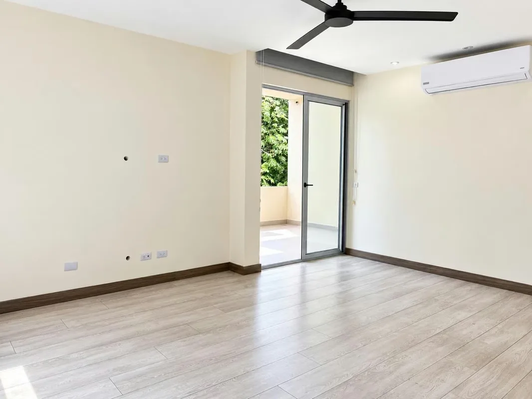 CASA EN VENTA Y ALQUILER EN LINDORA, SANTA ANA, photo 4