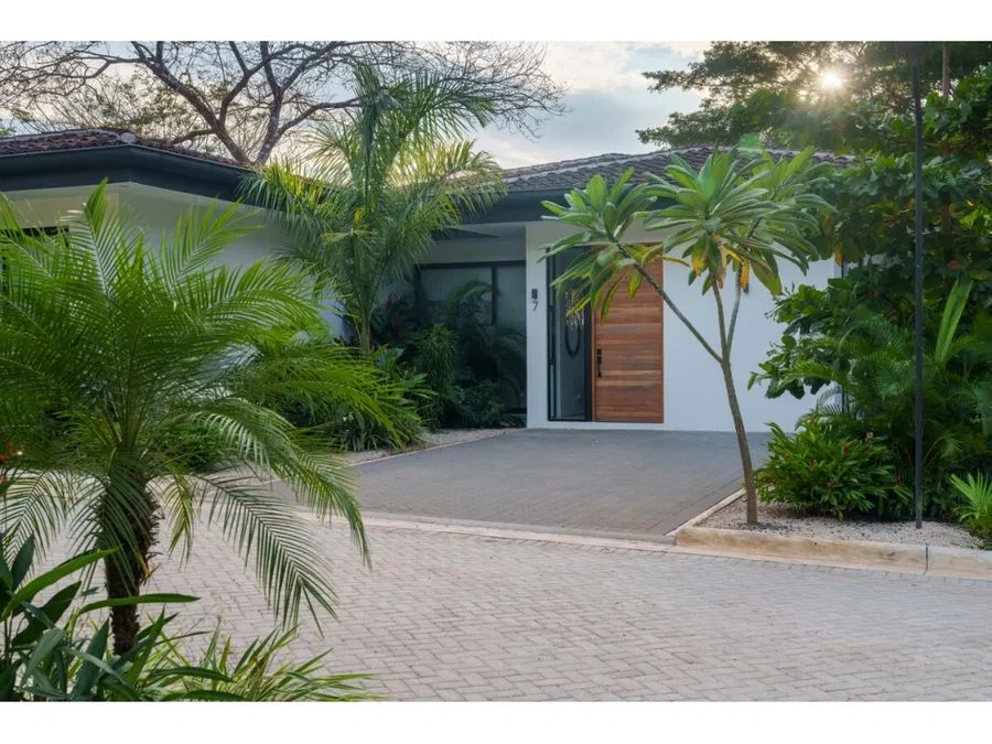 Signature Luxury Villa in Hacienda Pinilla