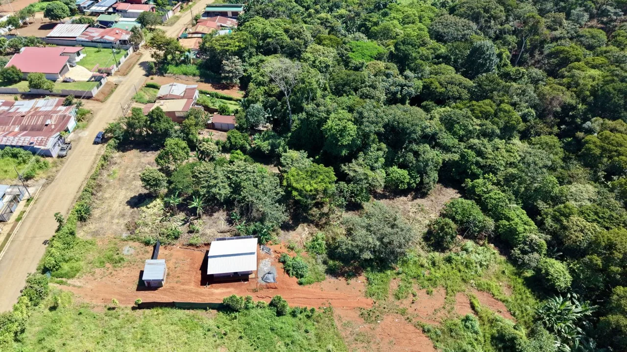 Lot for Sale in Perez Zeledon: Spacious Land with Views and Free House Design in Juan Pablo II, photo 2