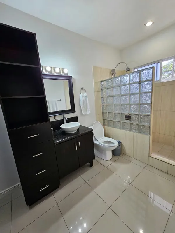 Hermoso apartamento completamente amueblado, ideal para una persona que busca comodidad, privacidad y una ..., photo 6
