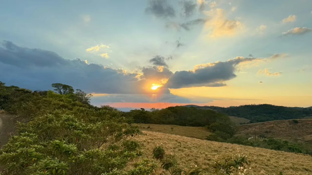 Lot for sale 8 Km away from Monte Verde, Puntarenas