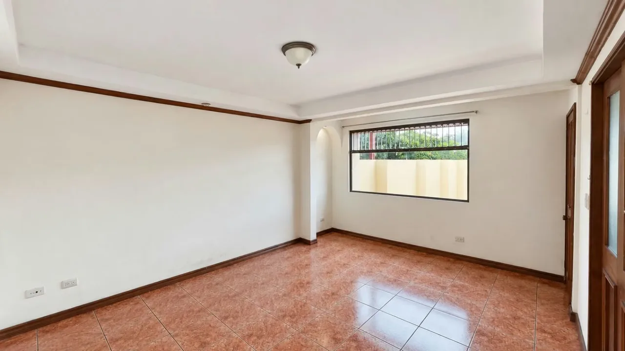 Spacious 3-Bedroom Apartment for Rent in San Pedro, Montes de Oca