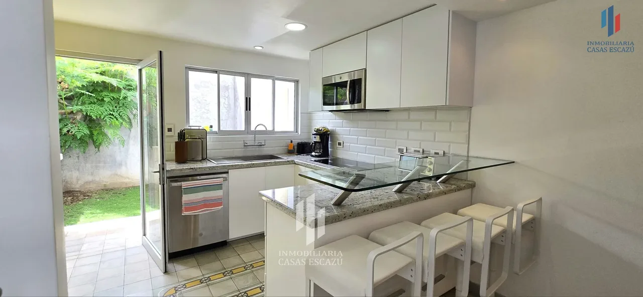 Apartamento Amueblado en Alquiler en Pozos de Santa Ana, con A/C