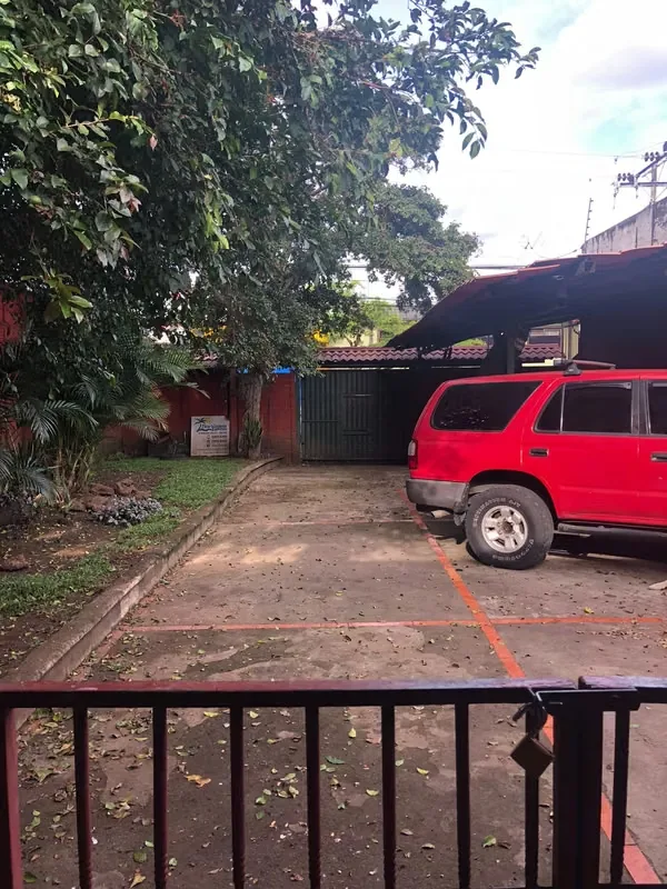 Se vende casa en San Fco de Dos Ríos, con uso de suelo mixto., photo 3