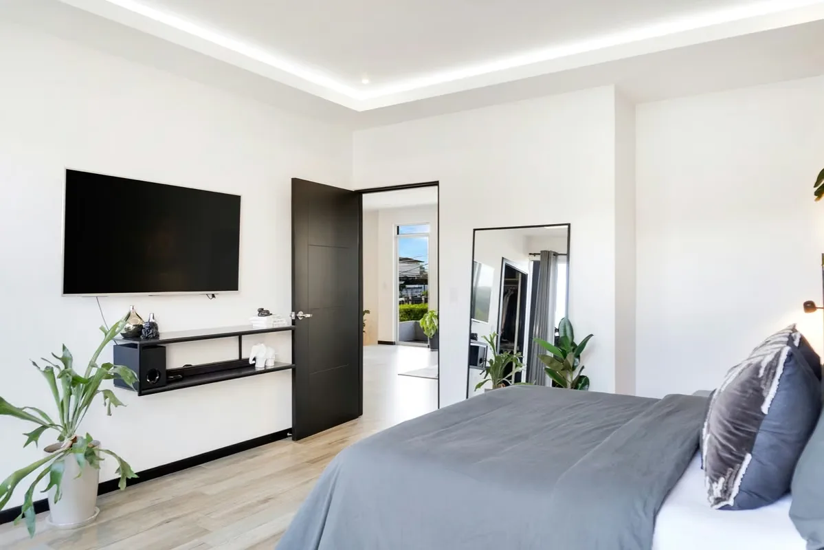 Esta vivienda de diseño contemporáneo y reciente construcción se encuentra en un estado de mantenimiento excelente, situada en una zona de alta plusvalía dentro del Condominio ..., photo 6
