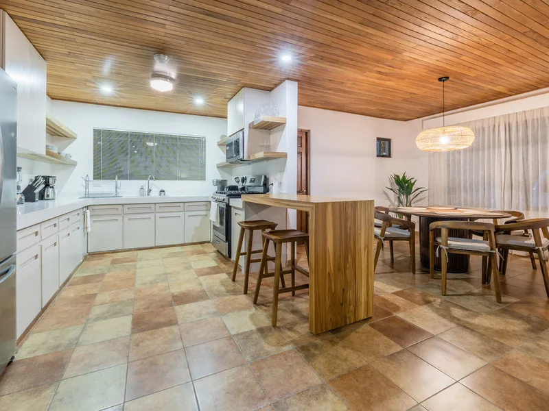 4 Bed Single Family Homes For Sale in Playa Hermosa, photo 15