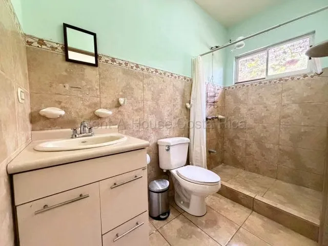 RAH 27-886 En Condominio! Puente Piedra Grecia | Lote 302.44m² | Const 220m² | 2 Niveles | 4 Cocheras + Terraza Central, photo 15