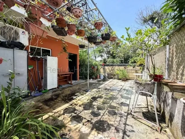 RAH 27-886 En Condominio! Puente Piedra Grecia | Lote 302.44m² | Const 220m² | 2 Niveles | 4 Cocheras + Terraza Central, photo 4
