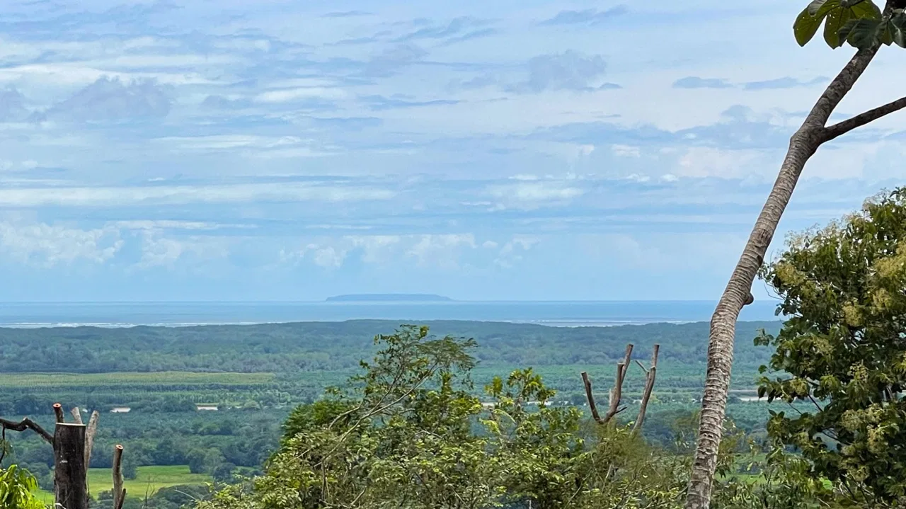 SERENE 5.5-ACRE ESTATE WITH BREATHTAKING VIEWS IN “THE SANCTUARY”, photo 17