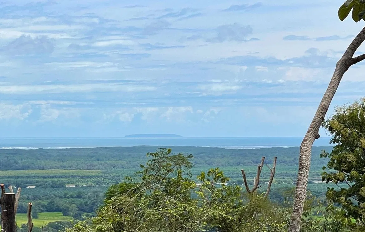 SERENE 5.5-ACRE ESTATE WITH BREATHTAKING VIEWS IN “THE SANCTUARY”, photo 18