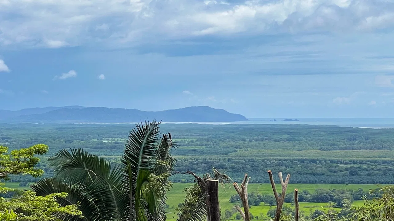 SERENE 5.5-ACRE ESTATE WITH BREATHTAKING VIEWS IN “THE SANCTUARY”, photo 19