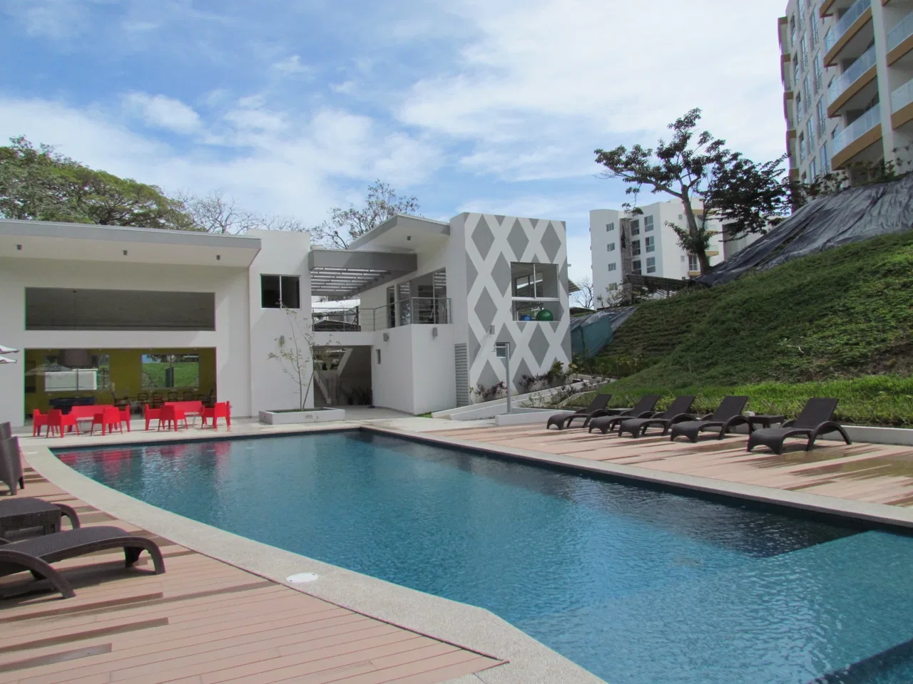 Sale, Spacious Corner Unit Apartment, 3B, 2.5B, 2P With Great Views, in Escazu, photo 25