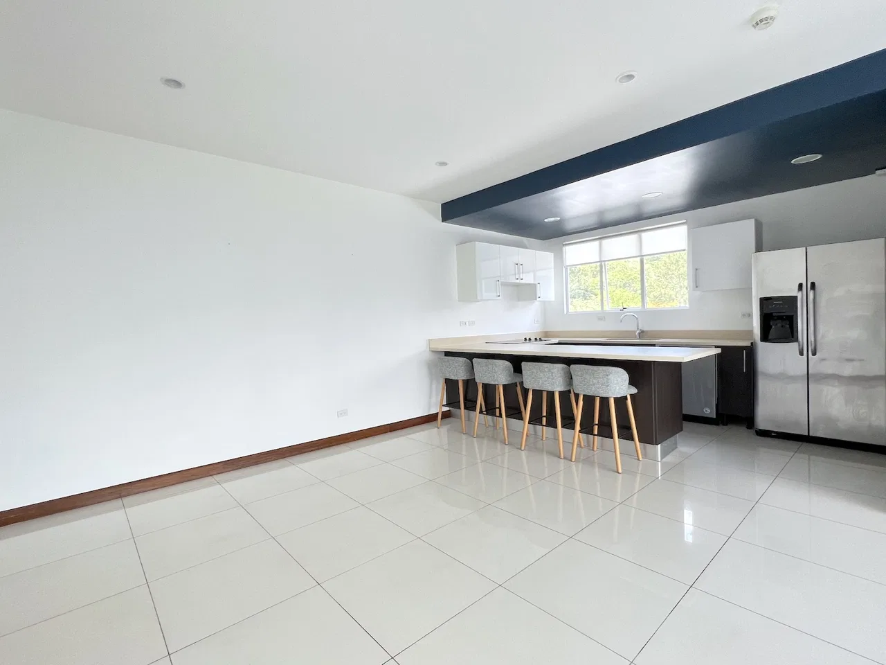 Sale, Spacious Corner Unit Apartment, 3B, 2.5B, 2P With Great Views, in Escazu, photo 5